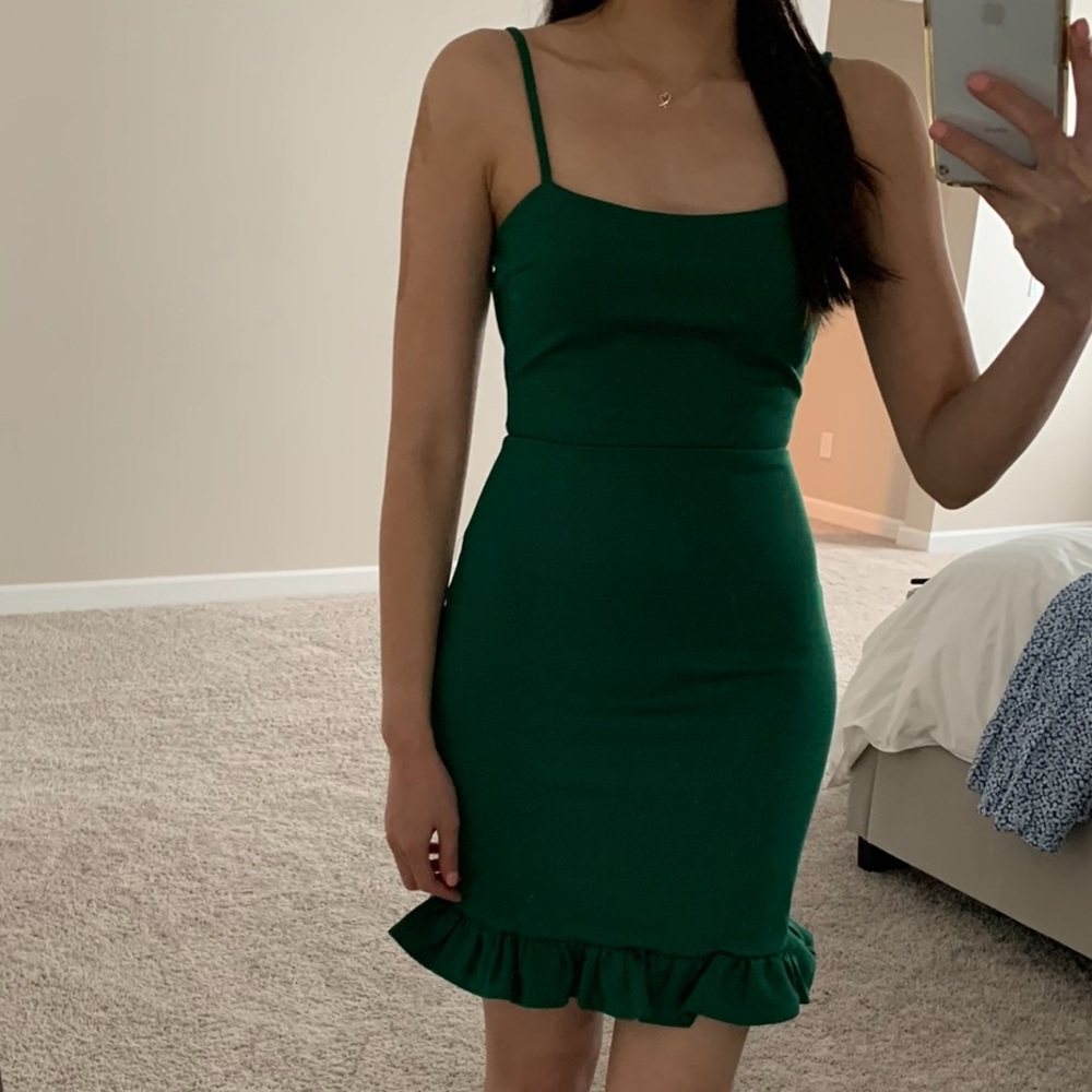 Lulus Green Ruffle Hem Dress NEW